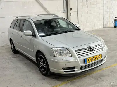 Toyota Avensis wagon - Thumbnail 31