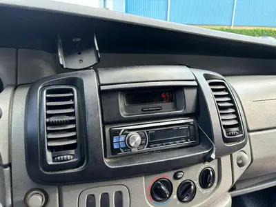 Renault - Thumbnail 16