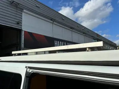 Renault - Thumbnail 41