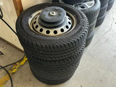 Renault - Thumbnail 43