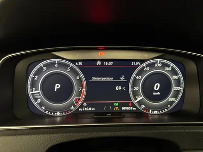 Volkswagen Golf - Thumbnail 26