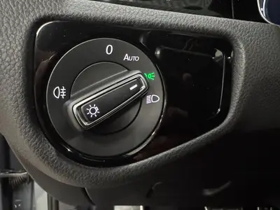 Volkswagen Golf - Thumbnail 27