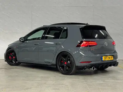 Volkswagen Golf - Thumbnail 4