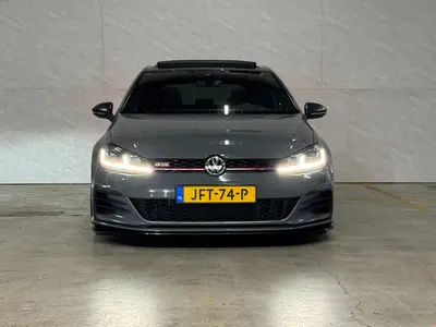 Volkswagen Golf - Thumbnail 6
