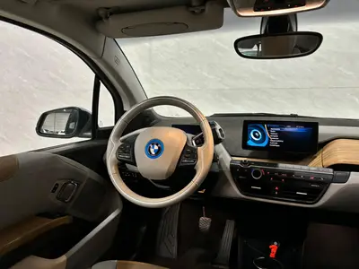 BMW i3 - Thumbnail 14