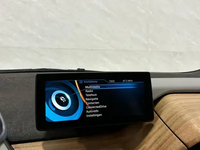 BMW i3 - Thumbnail 17