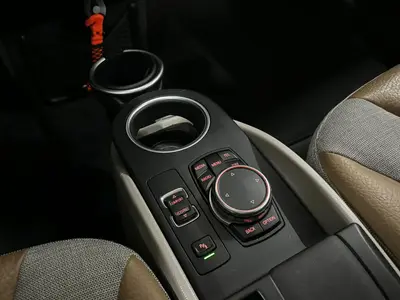BMW i3 - Thumbnail 19