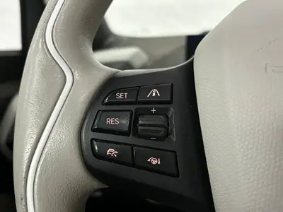 BMW i3 - Thumbnail 22