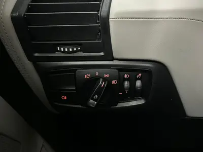 BMW i3 - Thumbnail 26