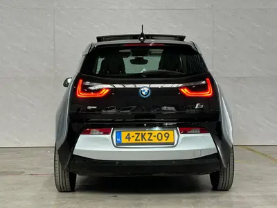 BMW i3 - Thumbnail 6