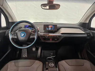 BMW i3 - Thumbnail 12