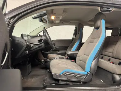 BMW i3 - Thumbnail 10