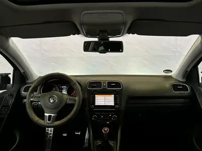 Volkswagen Golf - Thumbnail 13