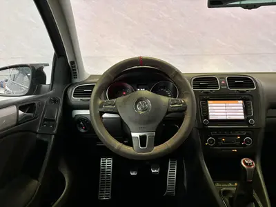 Volkswagen Golf - Thumbnail 16