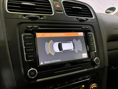 Volkswagen Golf - Thumbnail 19