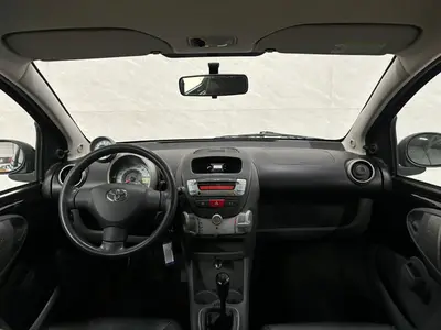 Toyota Aygo - Thumbnail 12