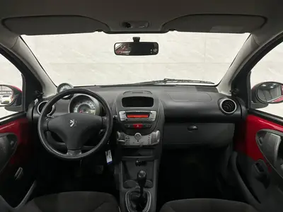 Peugeot 107 - Thumbnail 12