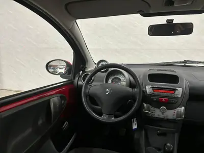 Peugeot 107 - Thumbnail 14
