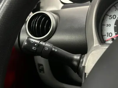 Peugeot 107 - Thumbnail 20