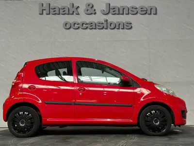 Peugeot 107 - Thumbnail 9