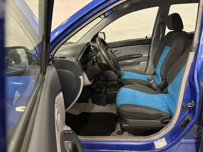 Kia Picanto - Thumbnail 11