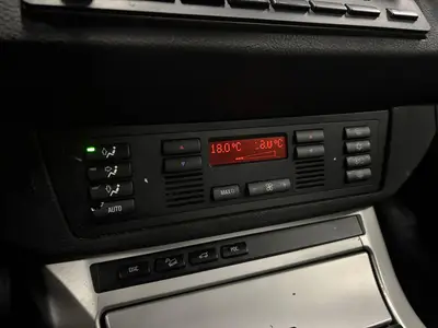 BMW X5 - Thumbnail 16