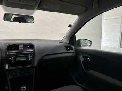 Volkswagen Polo - Thumbnail 13