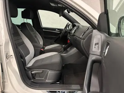 Volkswagen Tiguan - Thumbnail 11