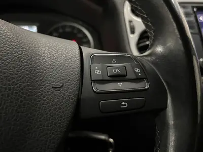 Volkswagen Tiguan - Thumbnail 22