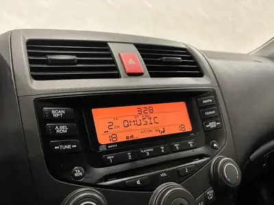 Honda Accord - Thumbnail 16