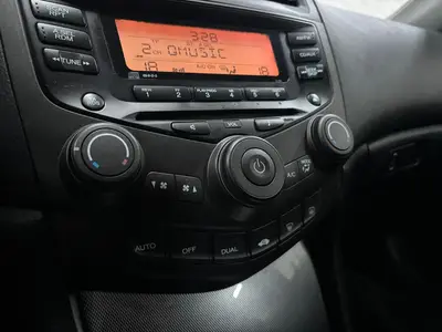 Honda Accord - Thumbnail 17