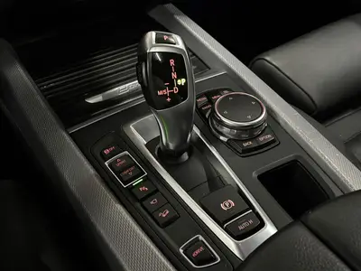 BMW X5 - Thumbnail 20