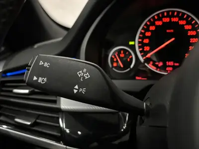 BMW X5 - Thumbnail 24