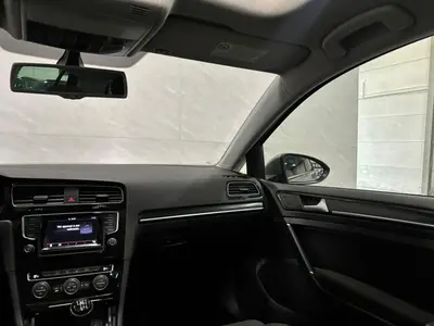 Volkswagen Golf - Thumbnail 14