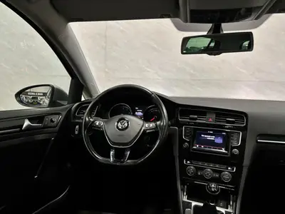 Volkswagen Golf - Thumbnail 15