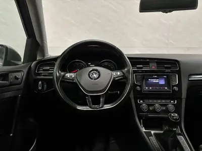 Volkswagen Golf - Thumbnail 16