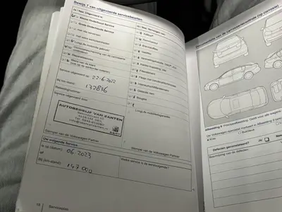 Volkswagen Golf - Thumbnail 37