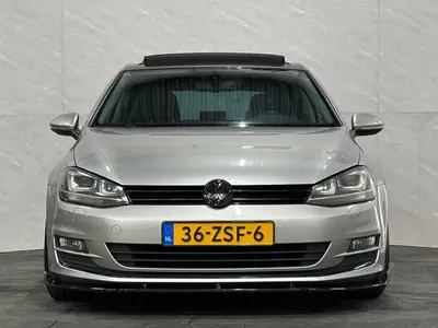 Volkswagen Golf - Thumbnail 6