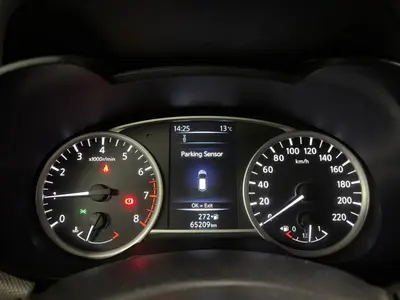 Nissan Micra - Thumbnail 25