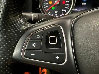 Mercedes-Benz E-Klasse - Thumbnail 27