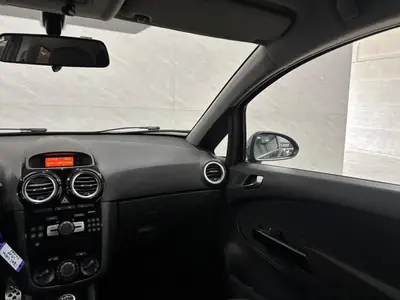 Opel Corsa - Thumbnail 13