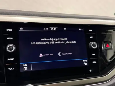 Volkswagen Polo - Thumbnail 16