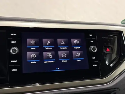 Volkswagen Polo - Thumbnail 21