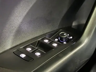 Volkswagen Polo - Thumbnail 33