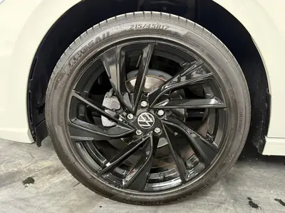 Volkswagen Polo - Thumbnail 37