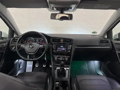 Volkswagen Golf - Thumbnail 14