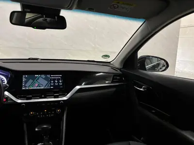 Kia Niro - Thumbnail 13