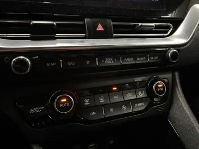 Kia Niro - Thumbnail 16