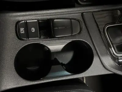 Kia Niro - Thumbnail 19