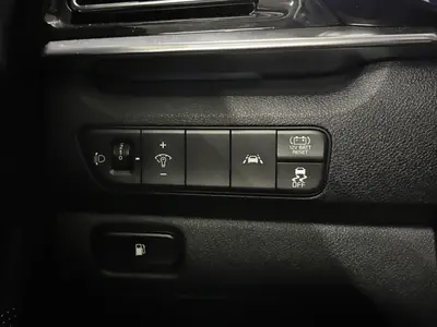 Kia Niro - Thumbnail 24